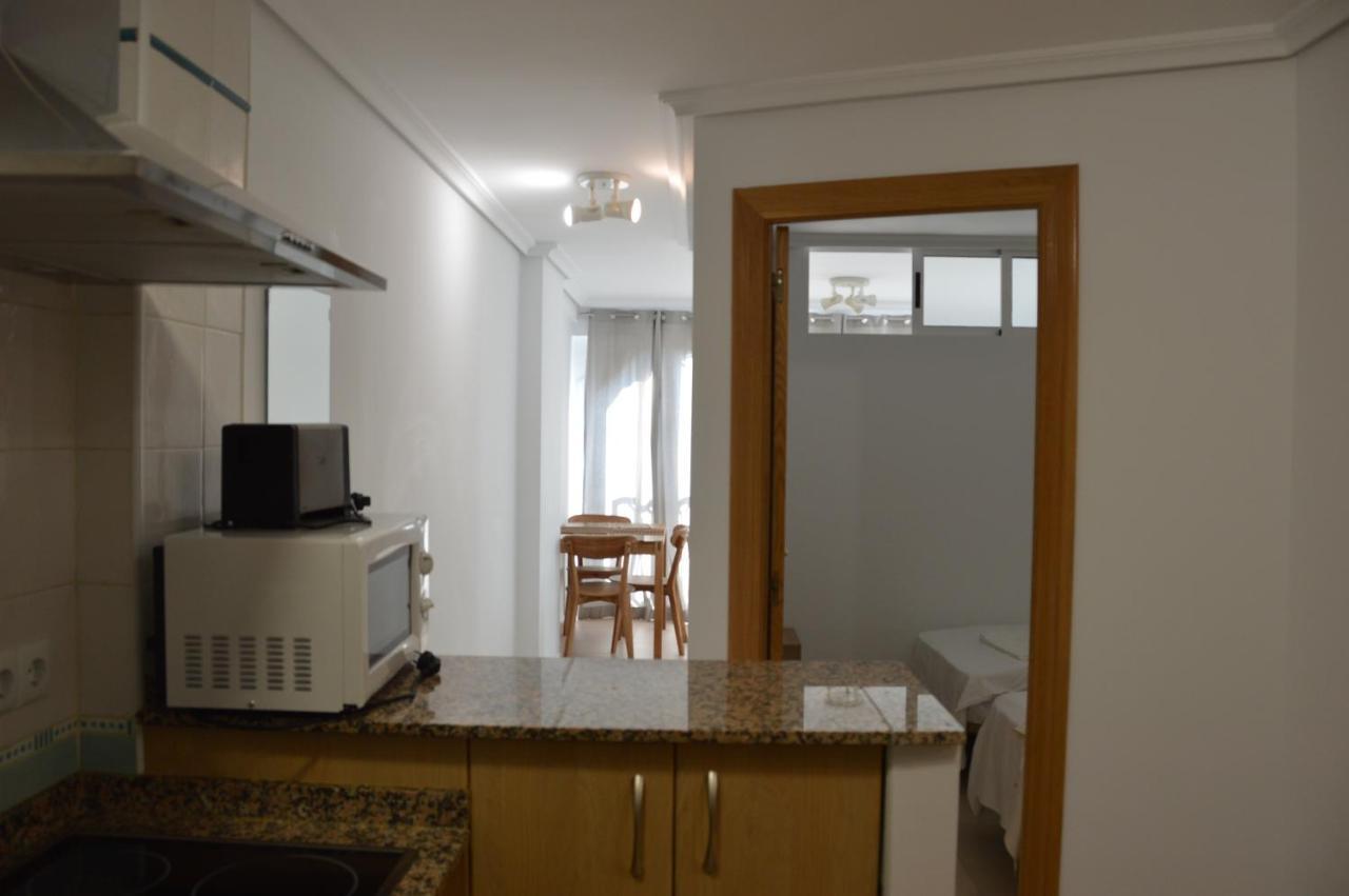 Apts Ara With Pool Benidorm Eksteriør billede
