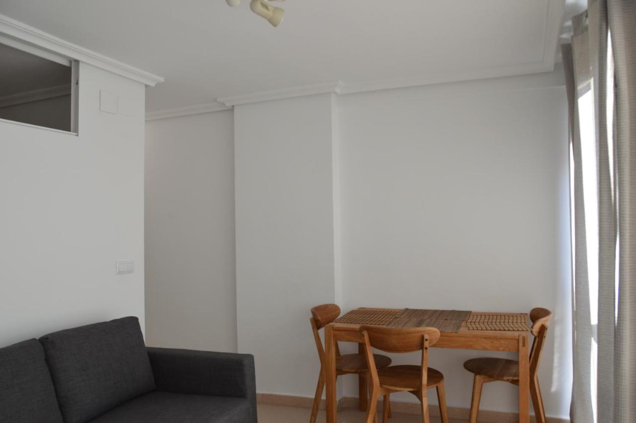Apts Ara With Pool Benidorm Eksteriør billede