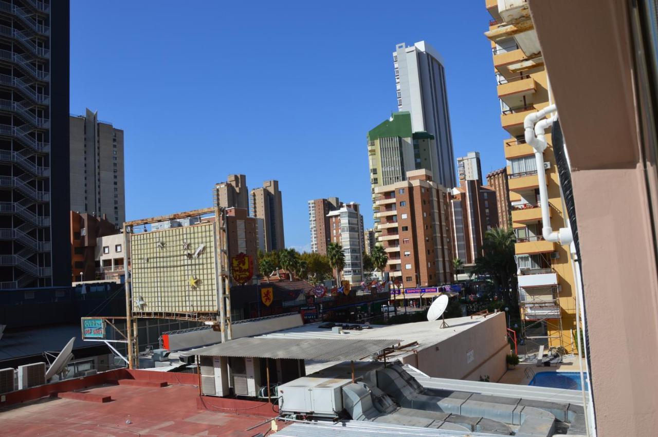 Apts Ara With Pool Benidorm Eksteriør billede